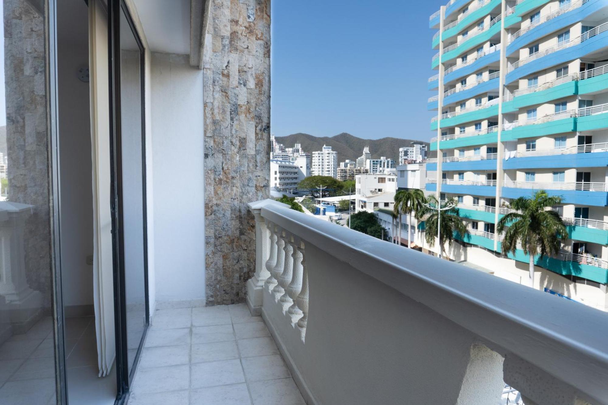 Aparta Hotel Roca Marina Santa Marta  Buitenkant foto